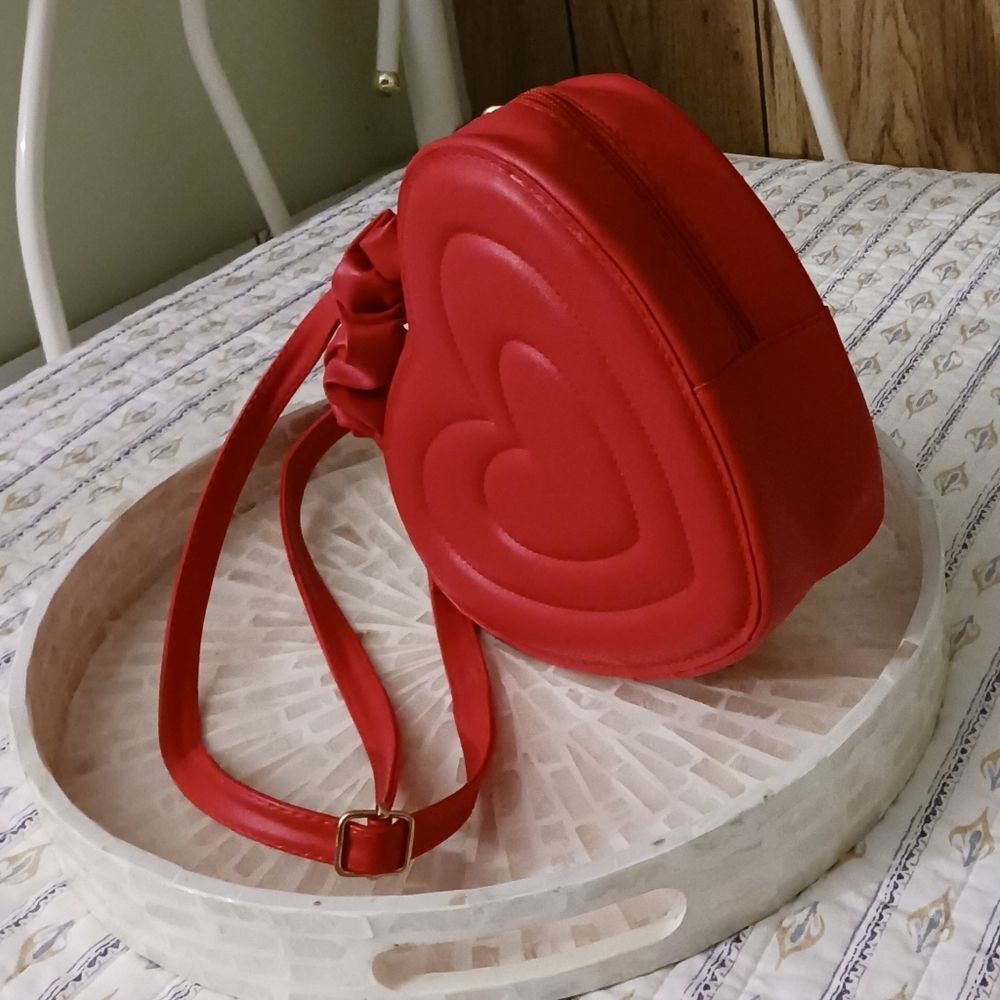 Red Heart Shaped Crossbody Bag, Y2K Novelty Shoulder Bag, Purse, Tote - Picture 3 of 12